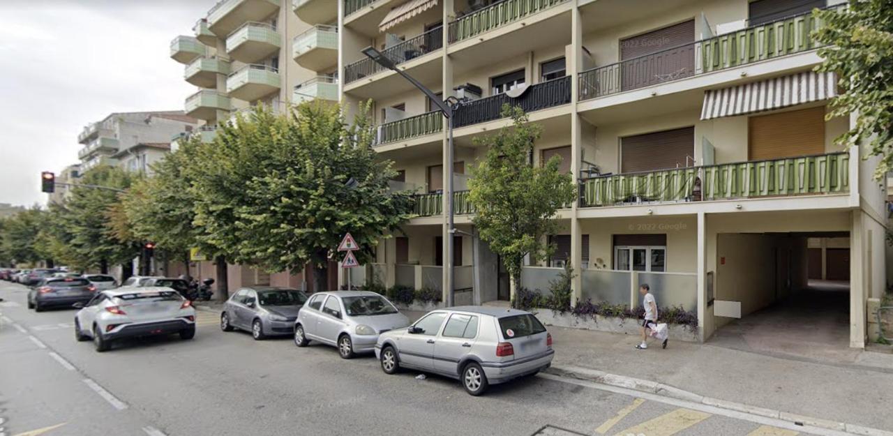 Escapades Ensoleillees Apartment Nice Exterior photo